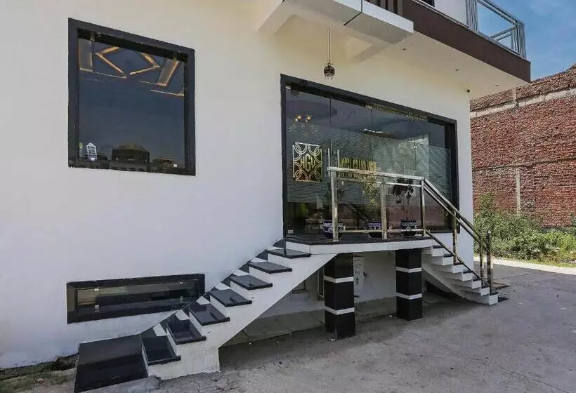 Collection O Hotel Melrose