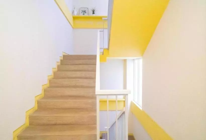 ホテル Behomy 3c Residence Near Ice Bsd