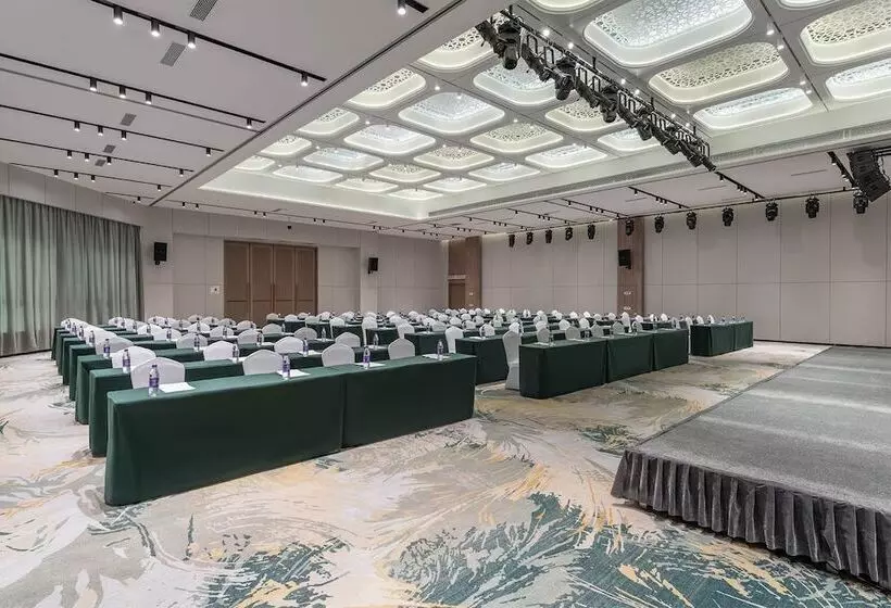 ホテル Holiday Inn Express Yinchuan Yuehai