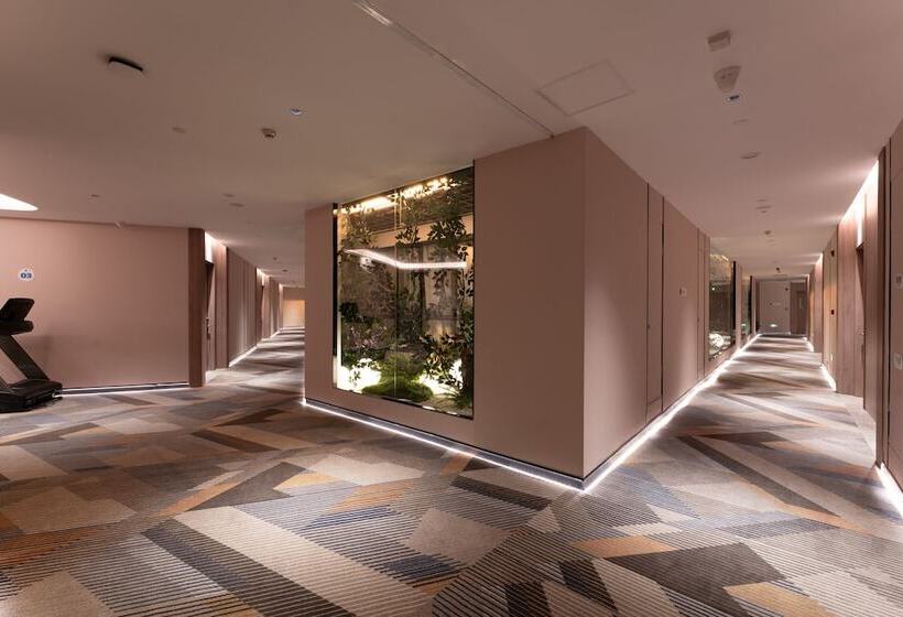 בית מלון כפרי Holiday Inn Express Yinchuan Yuehai