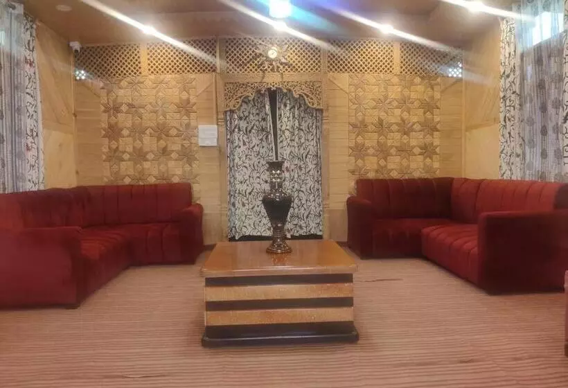 ホテル Humayun Palace
