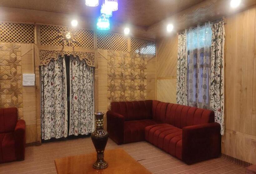 Hotel Humayun Palace