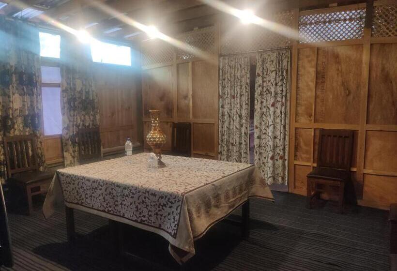 Hotel Humayun Palace