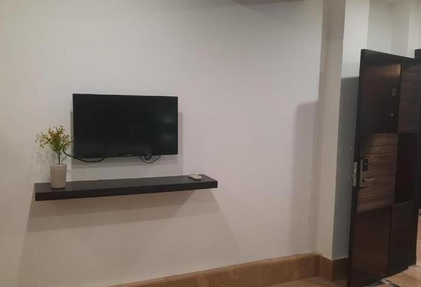 Hotel Lokal Rooms X Multan