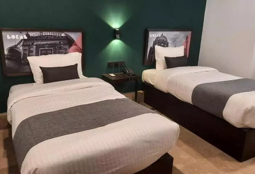 هتل Lokal Rooms X Multan