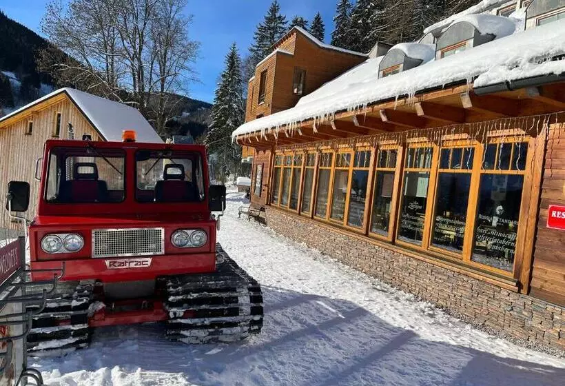 Hotelli Modřín Wellness V Ceně