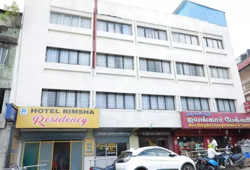 ホテル Rimsha Residency