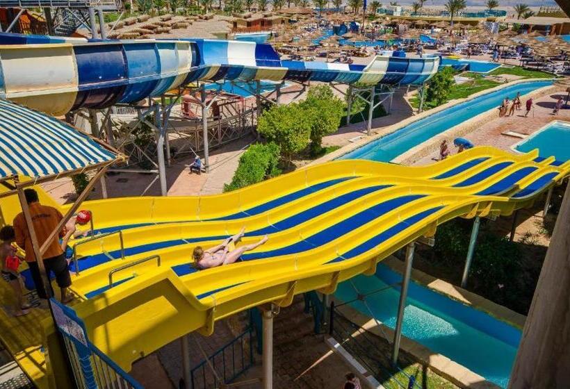 هتل Titanic Aqua Park Resort Fun City