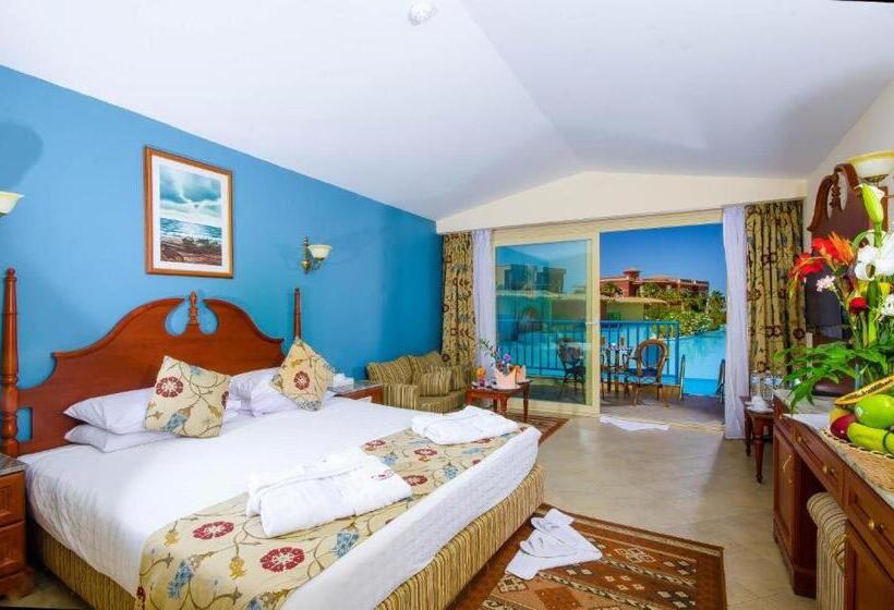 هتل Titanic Aqua Park Resort Fun City