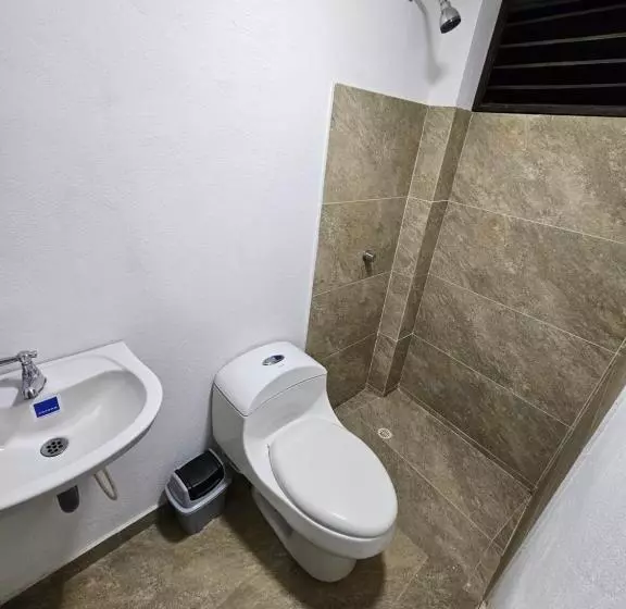 Hotelli Victoria Queen Villavieja