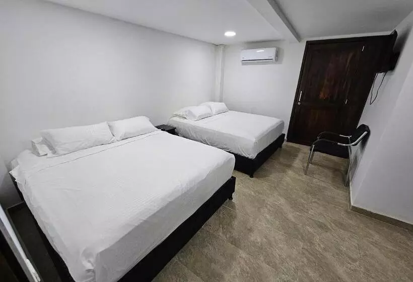Hotelli Victoria Queen Villavieja