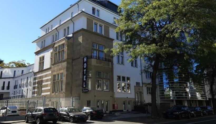 Отель Villa Sophia