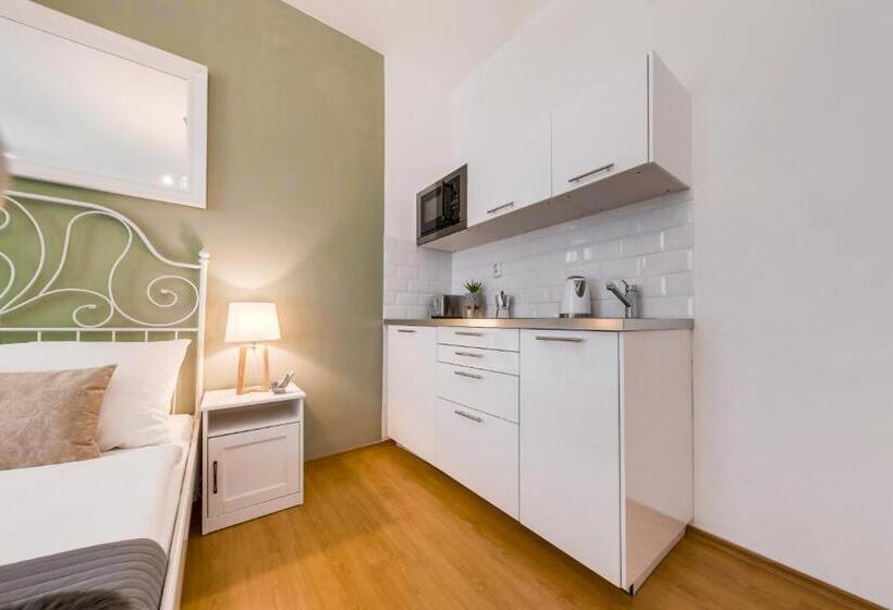 King´s Road Residence