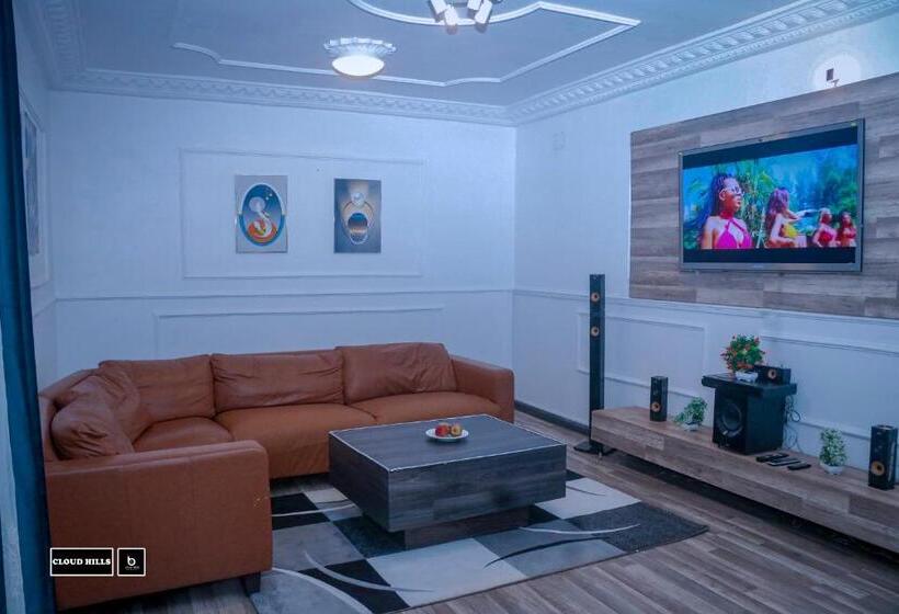 پانسیون Cloud Hill