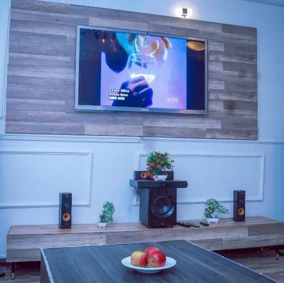 پانسیون Cloud Hill