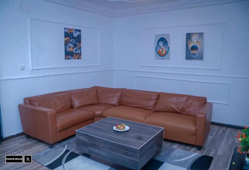 پانسیون Cloud Hill