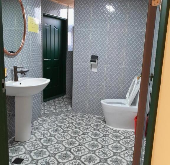 Pension (Hôtel basse catégorie) Deluna House