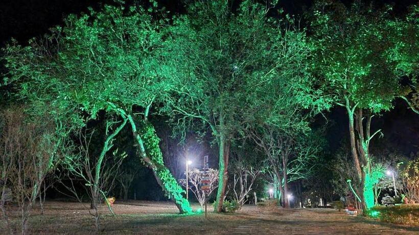 پانسیون Sítio Roda D água