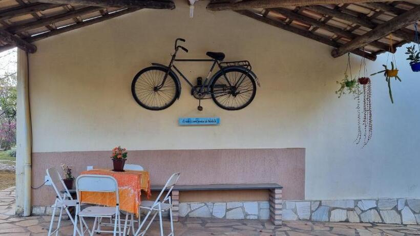 پانسیون Sítio Roda D água