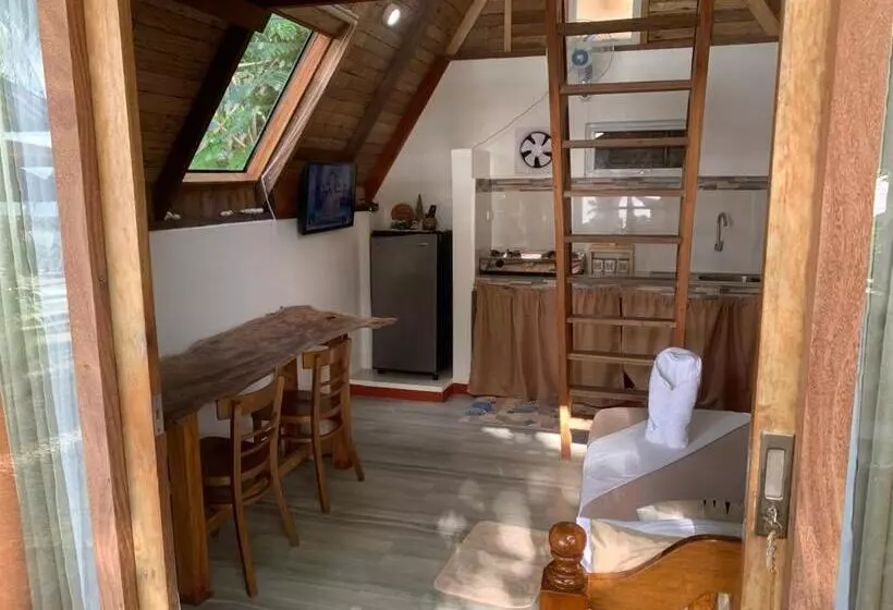 Lomakeskus A House Beachfront