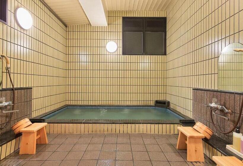 Рёкан Hanatsubaki