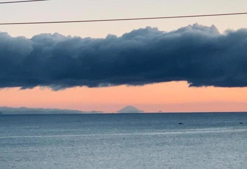 Рёкан Hanatsubaki