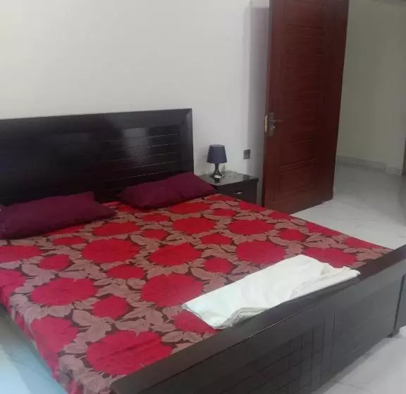 تختخواب و صبحانه Gujrat Guest House