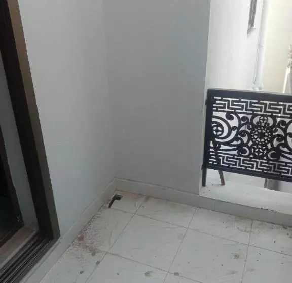 تختخواب و صبحانه Gujrat Guest House