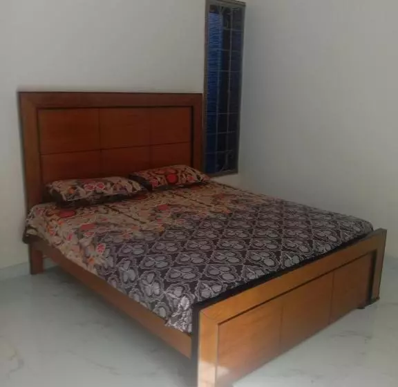 تختخواب و صبحانه Gujrat Guest House