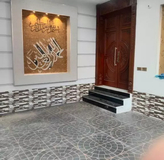 تختخواب و صبحانه Gujrat Guest House