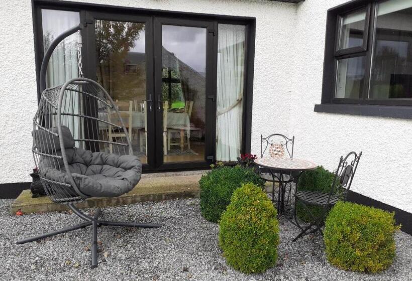 민박 Killooley Lodge