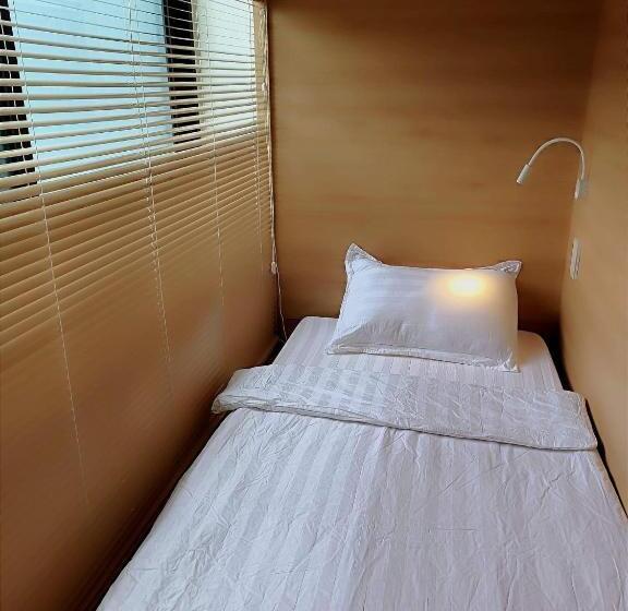 تختخواب و صبحانه Lullaby Homestay