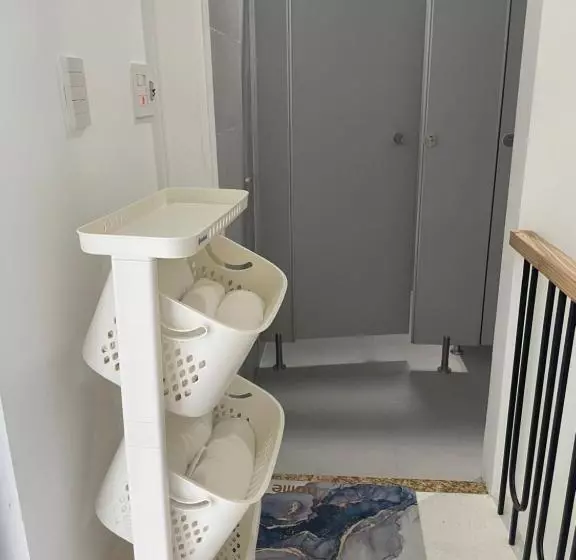 تختخواب و صبحانه Lullaby Homestay