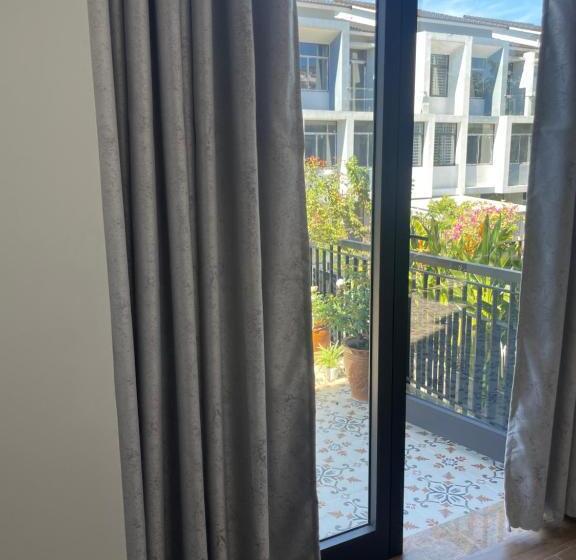 تختخواب و صبحانه Lullaby Homestay