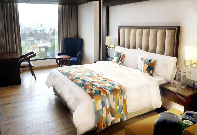 ホテル Blusalzz Residence Amritsar