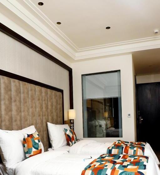 ホテル Blusalzz Residence Amritsar