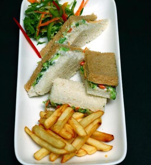 ホテル Blusalzz Residence Amritsar