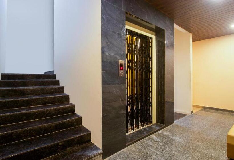 Fabhotel Yogeshwara Grand