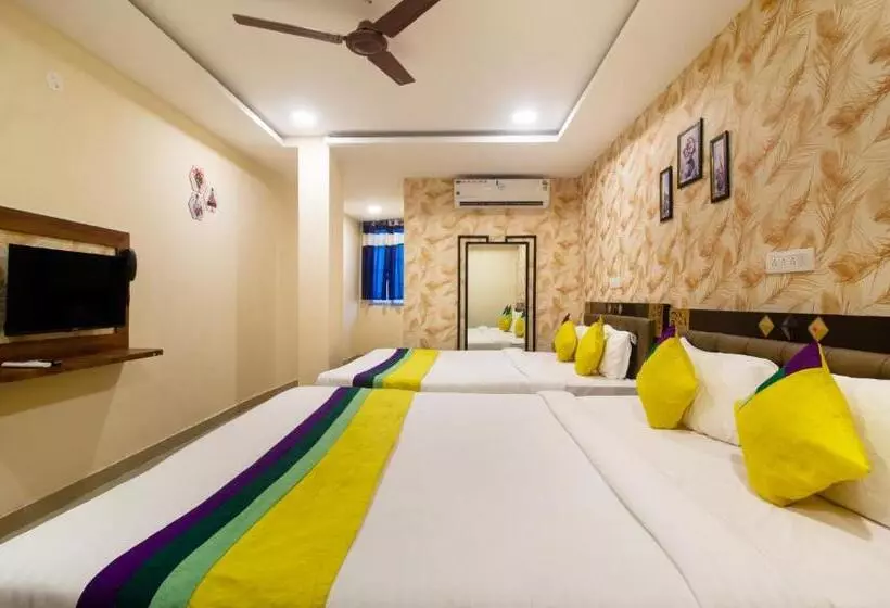 Fabhotel Yogeshwara Grand