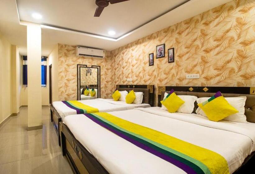 Fabhotel Yogeshwara Grand