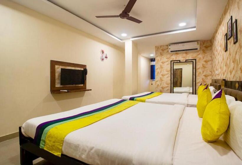 Fabhotel Yogeshwara Grand