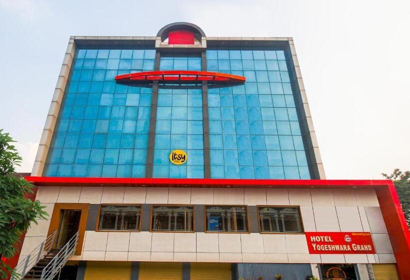 Fabhotel Yogeshwara Grand