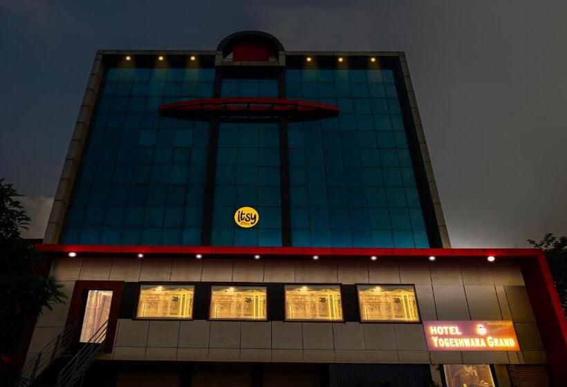 Fabhotel Yogeshwara Grand