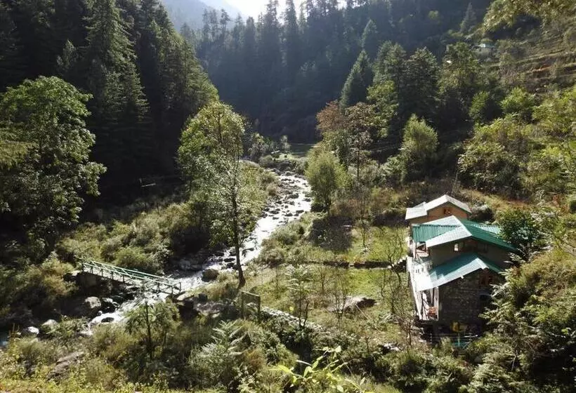 ホテル Jibhi Brook Retreat