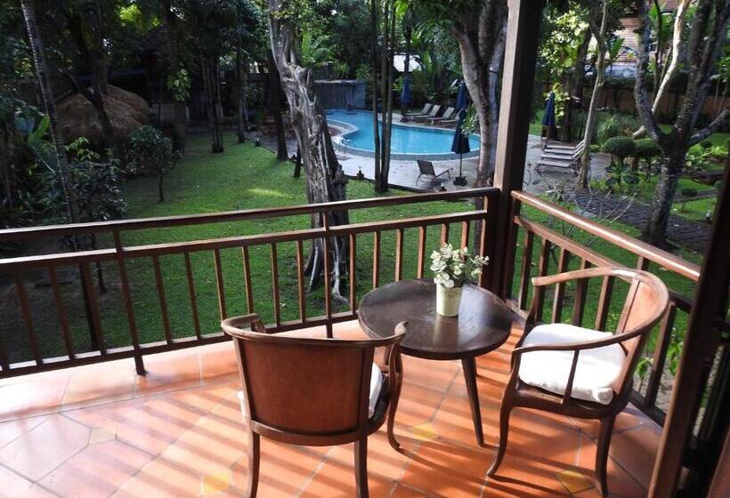 هتل Villa Massilia