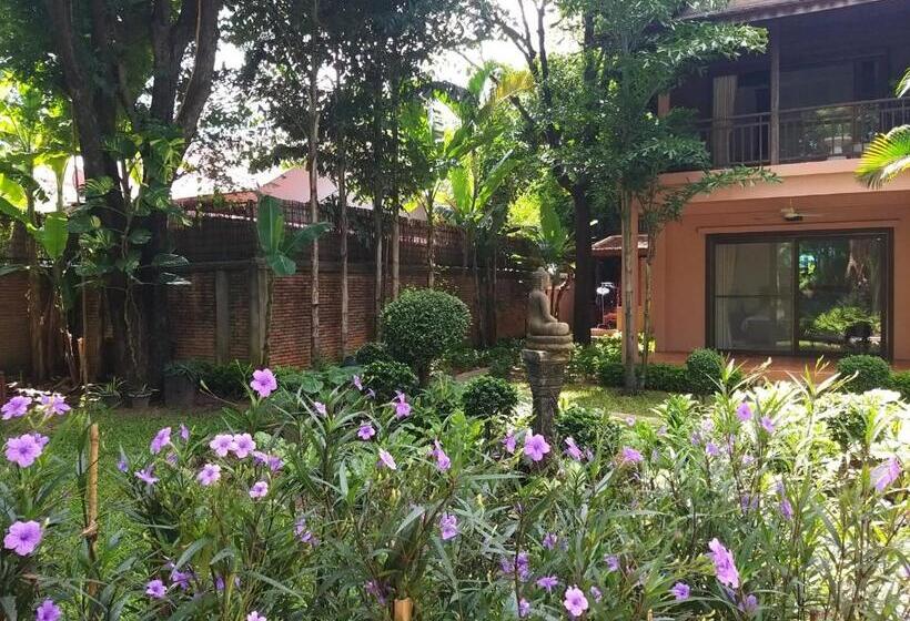 هتل Villa Massilia