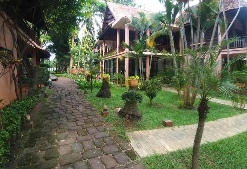 هتل Villa Massilia