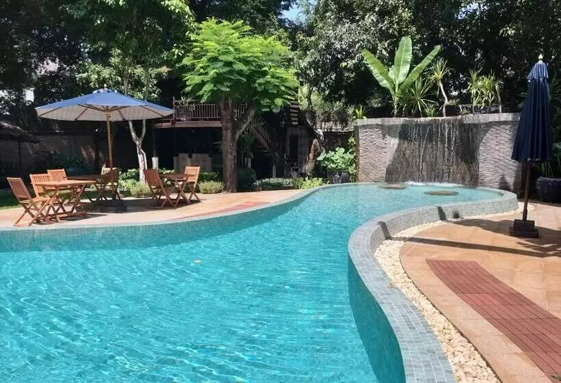 هتل Villa Massilia
