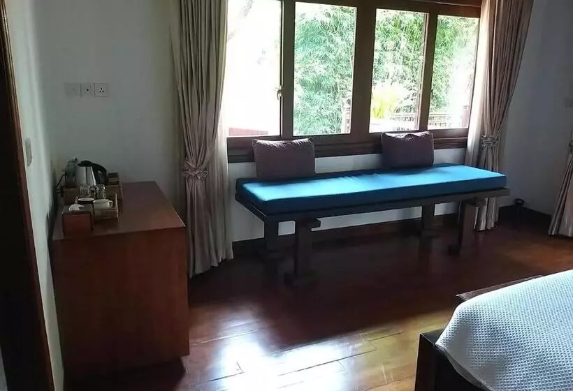 هتل Villa Massilia