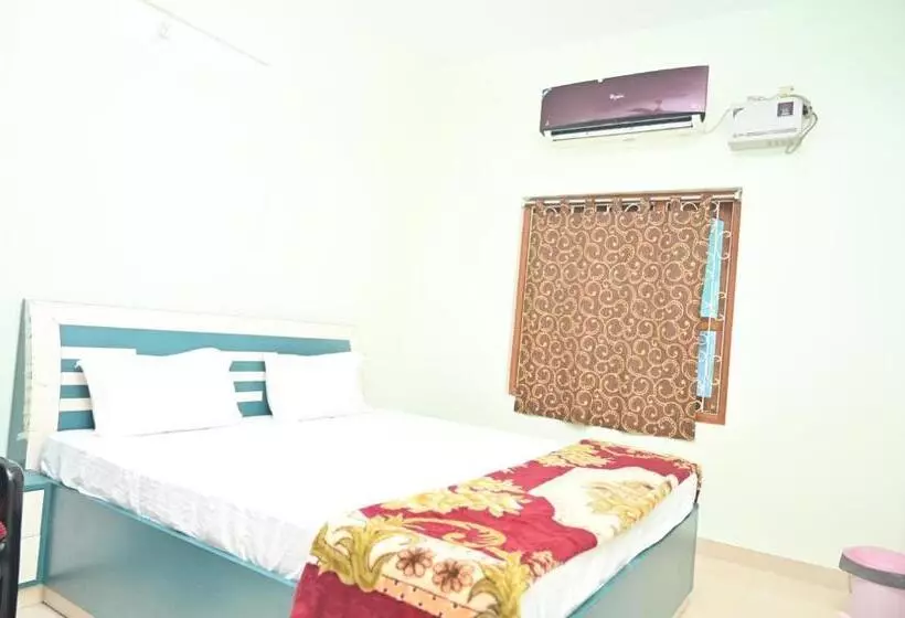 ペンション O Anand Residency